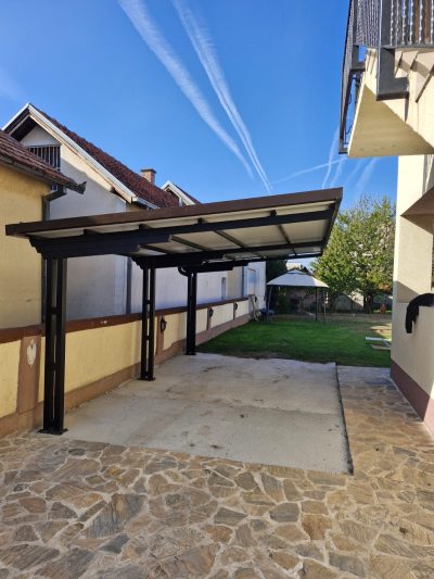 Nadstrešnica 027